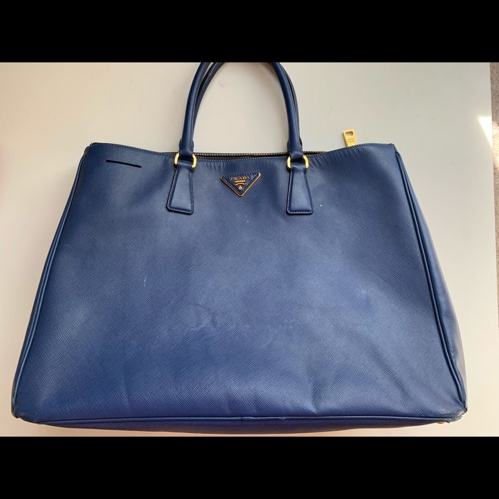 Authentic PRADA Saffiano Galleria double zip blue leather tote